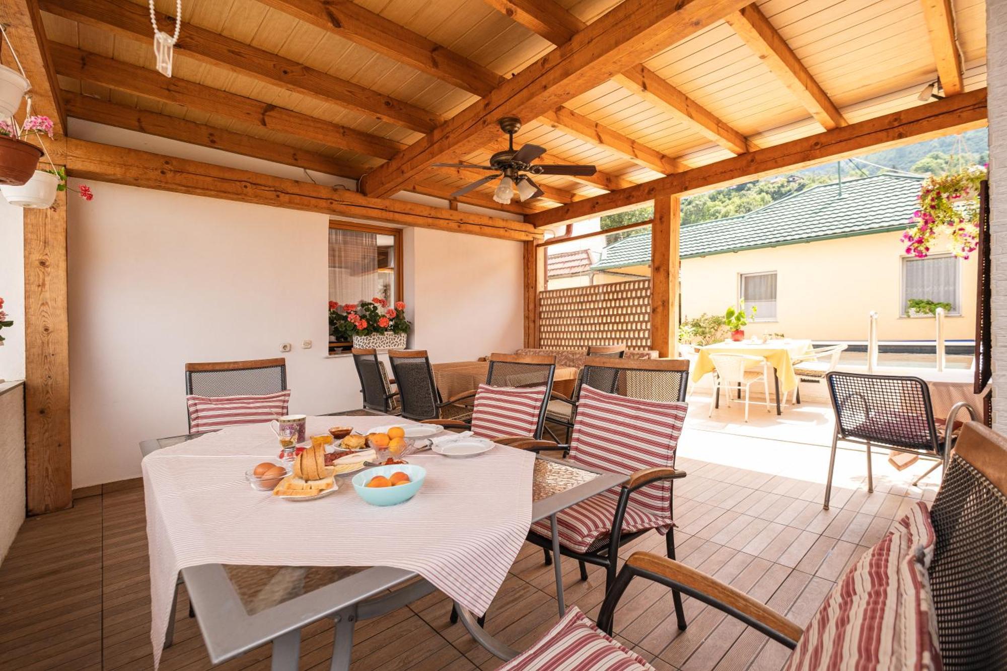 Guesthouse Rose Σαράγεβο Εξωτερικό φωτογραφία