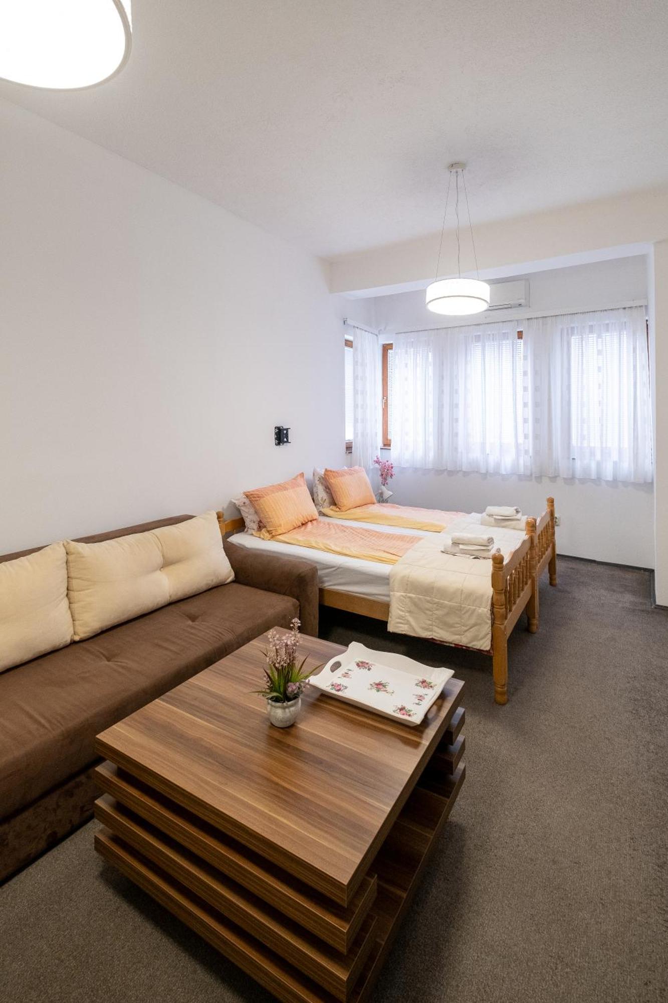 Guesthouse Rose Σαράγεβο Εξωτερικό φωτογραφία