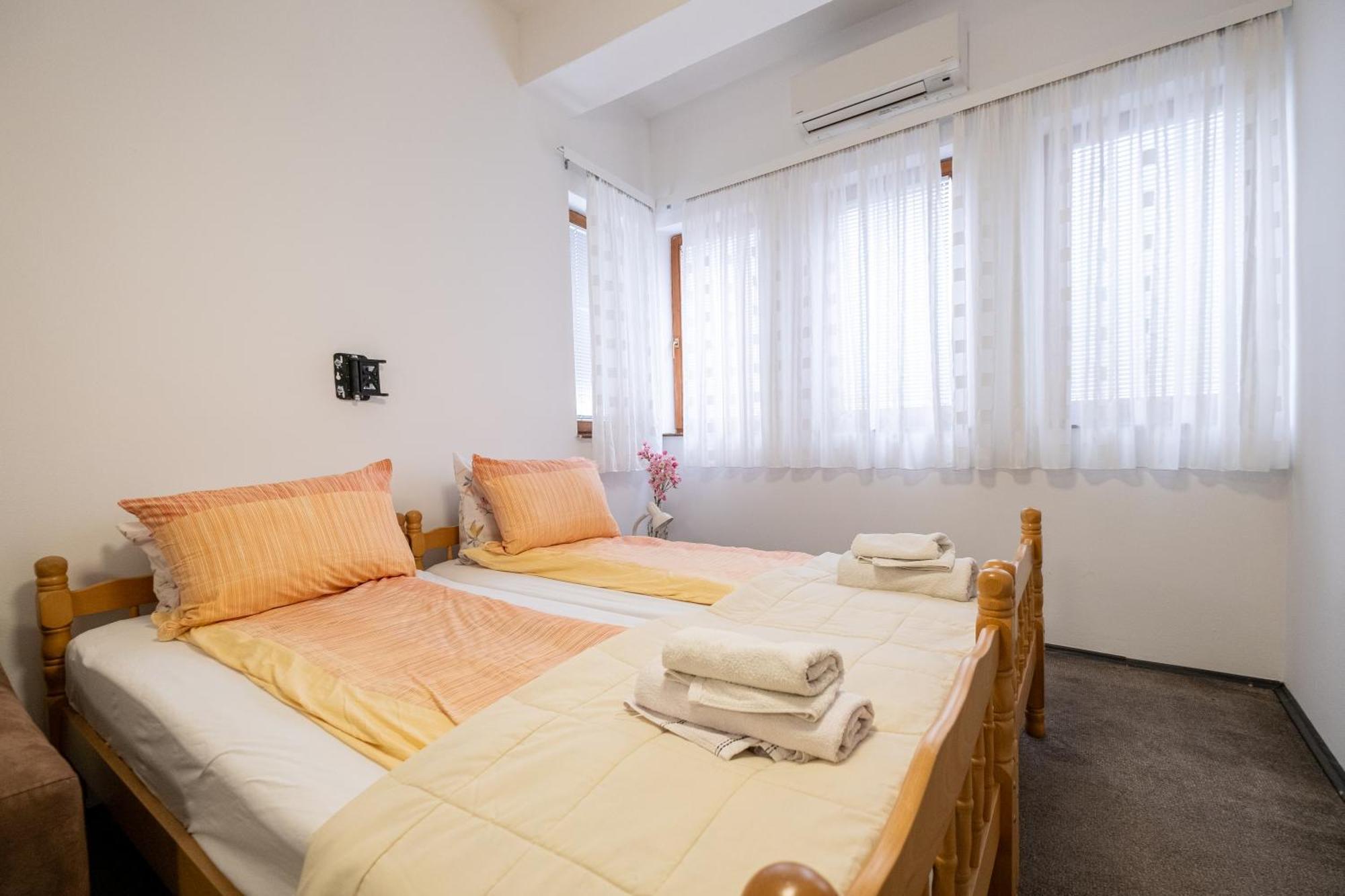 Guesthouse Rose Σαράγεβο Εξωτερικό φωτογραφία